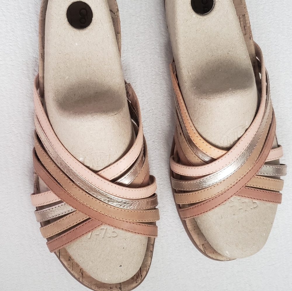 Comfortiva womens sandals